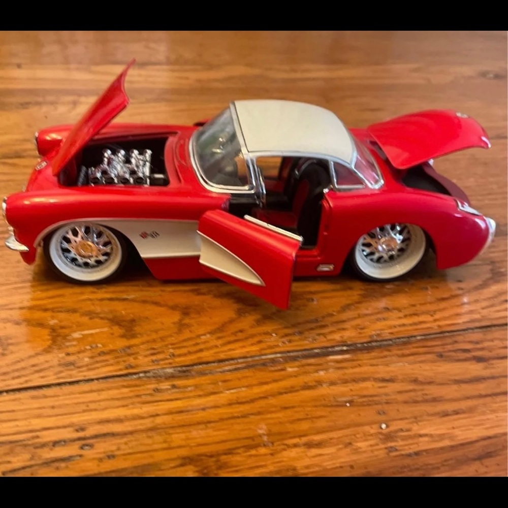Jada Big Time Muscle Red 1957 Chevy Corvette